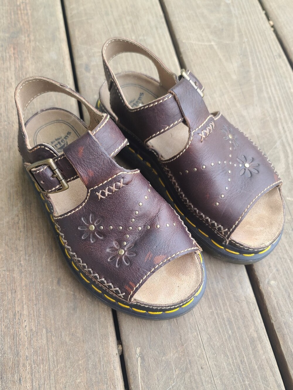 Dr. Martens Dunnet flower sandal size 6 vintage